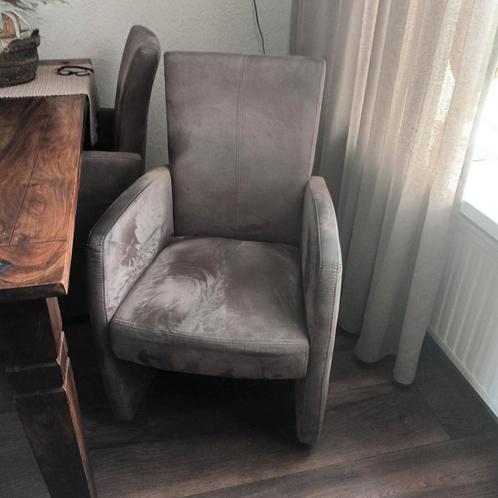 4 eetkamer stoelen taupe kleur( landelijk / sober), Huis en Inrichting, Tafels | Eettafels, Gebruikt, 50 tot 100 cm, Minder dan 50 cm