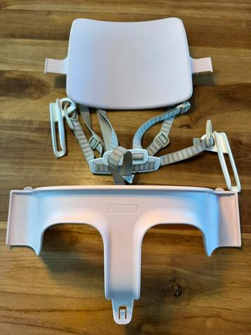 Stokke Tripp Trapp babyset met tuigje beschikbaar voor biedingen