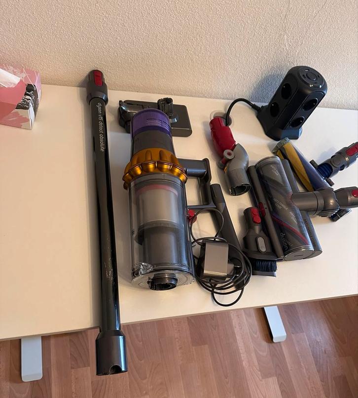 Dyson V15 Detect Absolute, Witgoed en Apparatuur, Stofzuigers, Stofzuiger, Minder dan 1200 watt, Reservoir, Ophalen