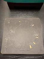 Sizzix snijmal Weathered Clock, Hobby en Vrije tijd, Scrapbooking, Ophalen of Verzenden, Gebruikt, Frame of Mal, Overige merken