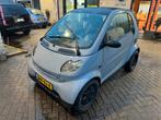 Smart 0.6 benzine brabus uitvoering airco pano automaat, Auto's, Automaat, Achterwielaandrijving, Zwart, 61 pk