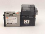 SMC pneumatic magneetklep VZ1120-5MOZ-M5, Hobby en Vrije tijd, Ophalen of Verzenden