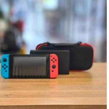 Nintendo Switch Spelcomputer - In Goede Staat beschikbaar voor biedingen