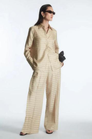 Elegante Nieuw COS blouse S beschikbaar voor biedingen