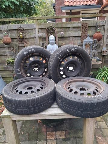 4 Viking snowtech winterbanden met velg beschikbaar voor biedingen