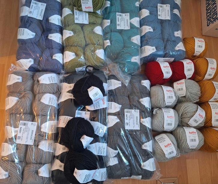 Katia MindWoolNess, Hobby en Vrije tijd, Breien en Haken, Zo goed als nieuw, Breien of Haken, Wol of Garen, Verzenden