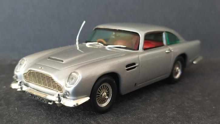Aston Martin DB5 1:43 Vitesse Pol, Hobby en Vrije tijd, Modelauto's | 1:43, Zo goed als nieuw, Auto, Verzenden