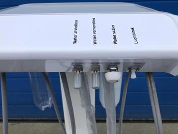 Nieuwe dental unit scaler curing light 3 weg spuit beschikbaar voor biedingen