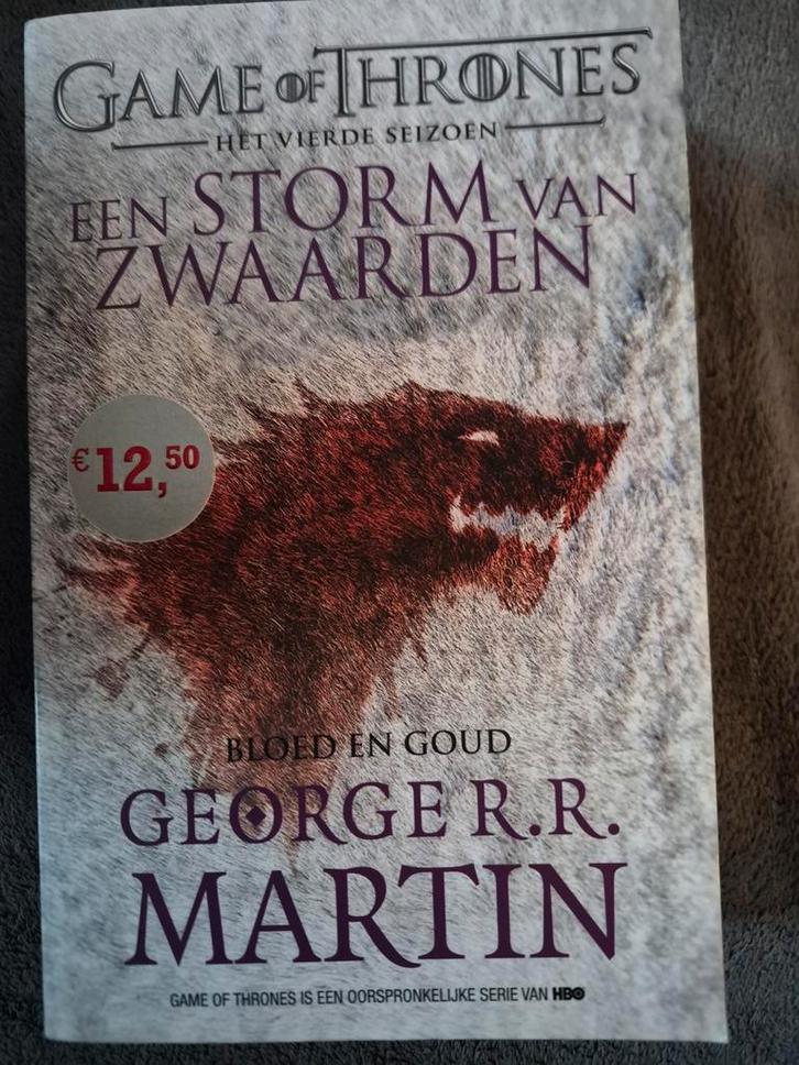Game of Thrones - Een Storm van Zwaarden (Bloed en Goud), Boeken, Fantasy, Gelezen, Ophalen of Verzenden