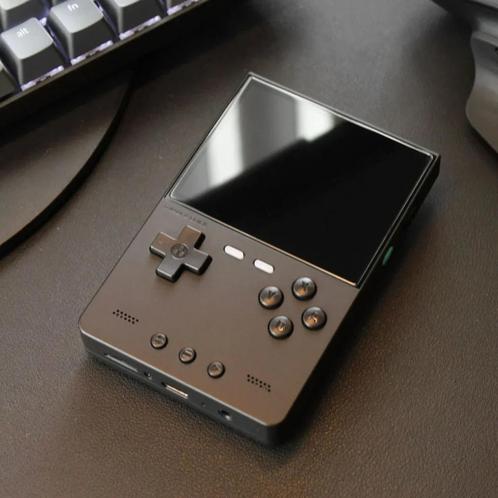 TrimUI Brick Retro Console Zwart Nieuw!, Spelcomputers en Games, Spelcomputers | Overige, Nieuw, Ophalen of Verzenden