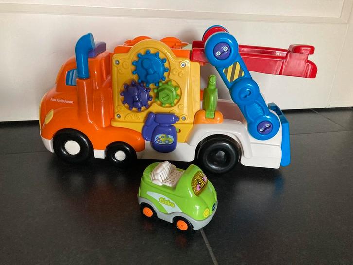 Toet toet auto’s | auto ambulance met Claire cabrio, Kinderen en Baby's, Speelgoed | Vtech, Zo goed als nieuw, 2 tot 4 jaar, Ophalen of Verzenden