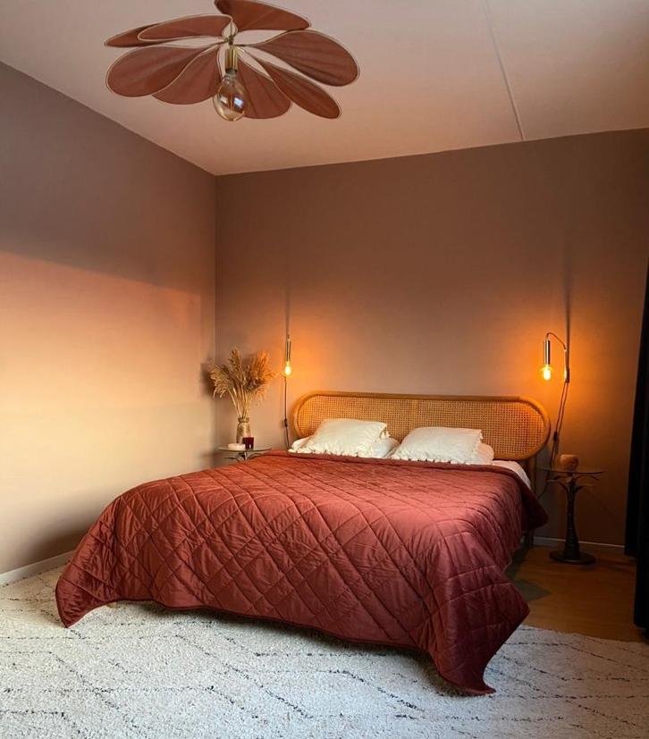 bedframe eik hout webbing rotan made bed 160 tweepersoons, Huis en Inrichting, Slaapkamer | Matrassen en Bedbodems, Gebruikt, Bedbodem