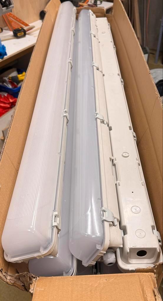 Led armaturen 6 stuks van HBI lighting met noodverlichting, Doe-het-zelf en Verbouw, Bouwverlichting, Minder dan 50 watt, Ophalen of Verzenden