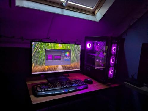 Te koop: Gaming PC met waterkoeling, Computers en Software, Desktop Pc's, Zo goed als nieuw, 4 Ghz of meer, SSD, 32 GB, Gaming