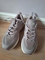 Nieuw! gave beige sneakers van Fila maat 38!, Beige, Nieuw, Ophalen of Verzenden, Sneakers of Gympen