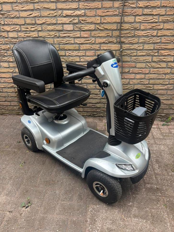 Scootmobiel Invacare Leo, Diversen, Rolstoelen, Gebruikt, Ophalen of Verzenden