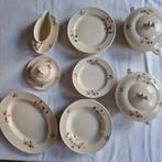 Vintage Aardewerk Servies met Bloemenmotief, Huis en Inrichting, Keuken | Servies, Ophalen, Gebruikt, Bord(en), Overige stijlen