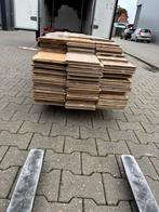 41 m2 eiken multivloer . 22 cm breed 16 mm dik toplaag 5 mm, Gebruikt, 2e hands product geen info bekend, 2e hands product geen info bekend