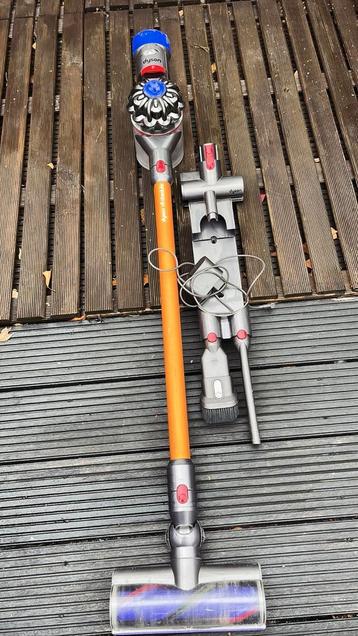 Dyson v8 beschikbaar voor biedingen