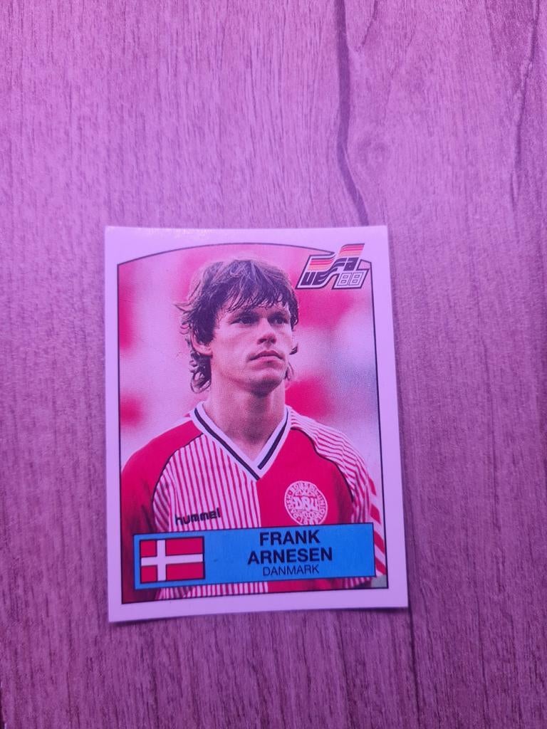 Carte Panini EURO 88 N°239 - Badge SSSR - 1988 - État Neuf