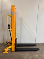 Stapelaar 160cm / handstapelaar / palletstapelaar / lifter, Doe-het-zelf en Verbouw, Palletwagens en Pompwagens, Ophalen, ., Zo goed als nieuw