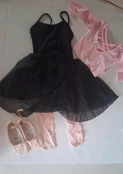 Ballet kleding compleet, Klassiek Ballet, maat 8, 13M, Sport en Fitness, Ballet, Zo goed als nieuw, Kleding, Ophalen of Verzenden