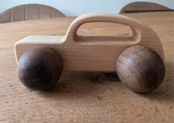 Houten speelgoed auto (beuken) beschikbaar voor biedingen