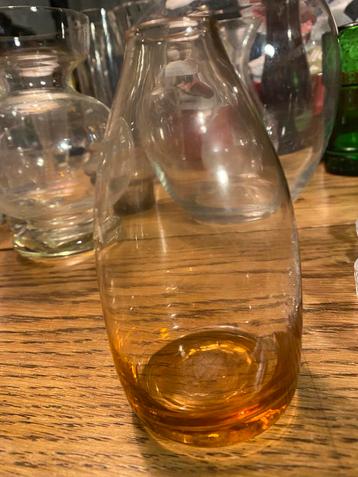 Oranje druppelvaas , handmade h 13 cm perfect beschikbaar voor biedingen