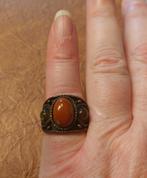 Vintage ring met bruine steen, Gebruikt, Bruin, Ophalen of Verzenden, Met edelsteen