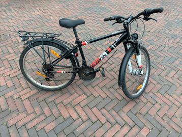 Rockrider 24 inch mountainbike beschikbaar voor biedingen