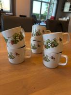 Marjolein Bastin Aardbei koffie mokken, Huis en Inrichting, Keuken | Servies, Ophalen, Zo goed als nieuw, Wedgwood, Kop(pen) en/of Schotel(s)