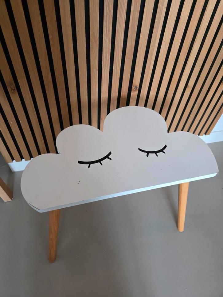 Bloomingville Wolkentafel - Kindertafel, Kinderen en Baby's, Kinderkamer | Overige Meubels, Gebruikt, Tafel, Ophalen of Verzenden