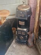 Te koop oude potkachel, Huis en Inrichting, Kachels, Ophalen, Hout, Houtkachel