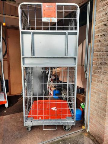 Rolcontainer - Ideaal voor opslag en transport! beschikbaar voor biedingen