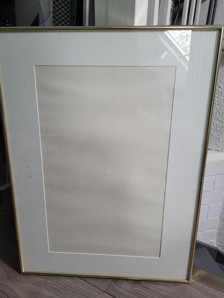 Goudkleurige lijst met wit passe partout 47 x 63 cm, Huis en Inrichting, Woonaccessoires | Lijsten, Zo goed als nieuw, 50 tot 75 cm