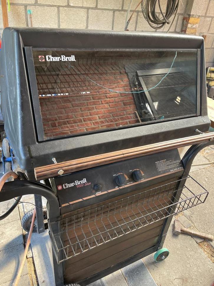 BBQ LAVASTEEN CHAR-BROIL, Made in USA, Tuin en Terras, Gasbarbecues, Gebruikt, Ophalen