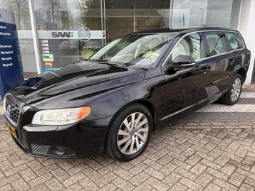 Volvo V70 1.6 T4 Lim. Edition leder | Trekhaak  beschikbaar voor biedingen