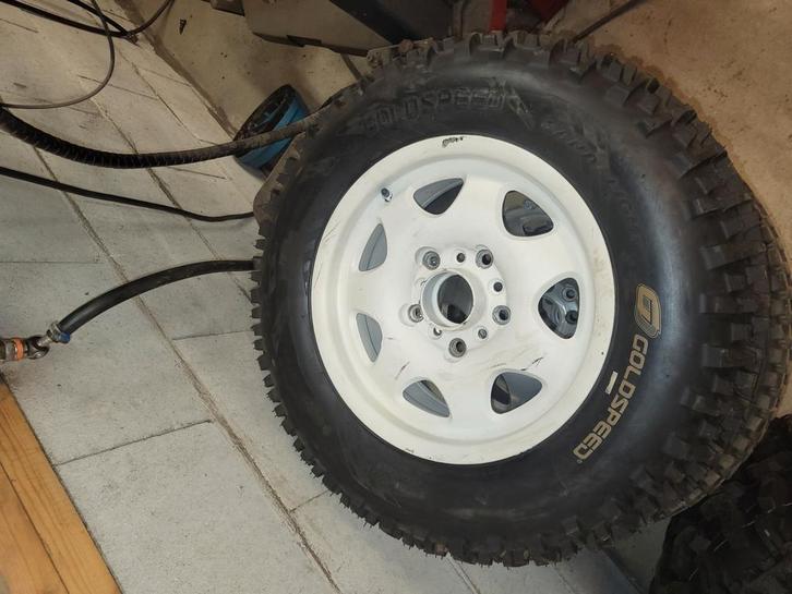 2 sets goldspeed banden, Auto diversen, Autosport-onderdelen, Ophalen of Verzenden