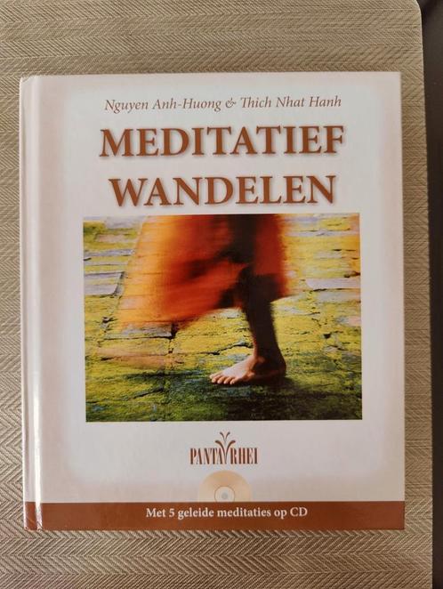 Thich Nhat Hahn - Meditatief wandelen, Boeken, Esoterie en Spiritualiteit, Zo goed als nieuw, Overige onderwerpen, Ophalen of Verzenden