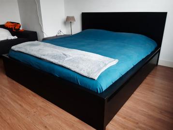 Kingsize bed Ikea Malm