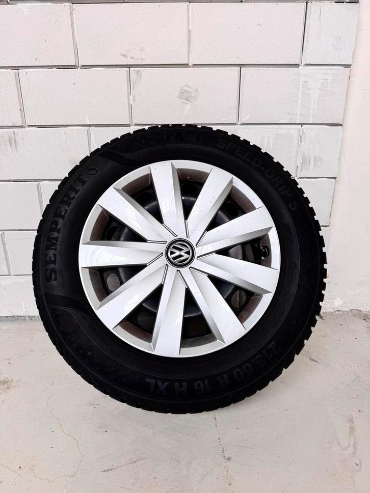VW Passat Winterset 215/60R16 Semperit Speedgrip 5, Auto-onderdelen, Banden en Velgen, Banden en Velgen, Winterbanden, 16 inch