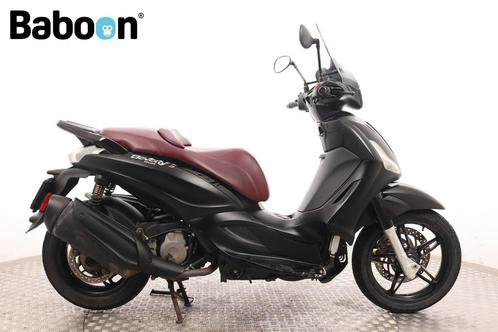 Piaggio Beverly 350 Police ABS (bj 2019), Motoren, Motoren | Schademotoren, Scooter, Overige merken, 12 t/m 35 kW