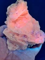 Mooi gevormde calciet met Pyriet/Chalcopyriet, Ophalen of Verzenden, Mineraal