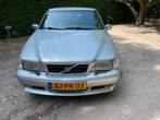 Volvo S70 2.3 T-5 AUT 1997 Grijs, Auto's, Origineel Nederlands, 75 €/maand, S70, 240 pk