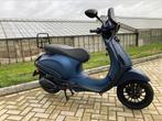 Vespa Sprint 45 km Opaco blauw, Fietsen en Brommers, Scooters | Vespa, Benzine, Overige modellen, Maximaal 45 km/u, Gebruikt