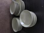 Mat groen servies ikea, Huis en Inrichting, Ophalen, Zo goed als nieuw, Effen, Compleet servies