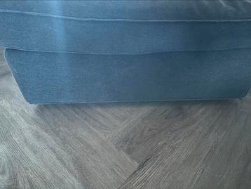 Poef/Hocker met opbergruimte Ikea beschikbaar voor biedingen