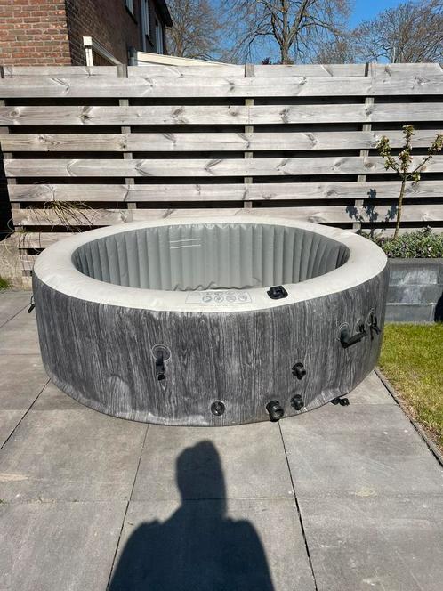 Opblaas jacuzzi intex, Tuin en Terras, Bubbelbaden en Hottubs, Gebruikt, Pomp, Ophalen