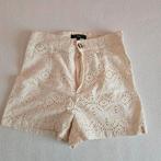 2 stuks- ZARA Ivory Shorts -.  Korte broek maat M
Biologisch, Kort, Beige, Zo goed als nieuw, Maat 36 (S)