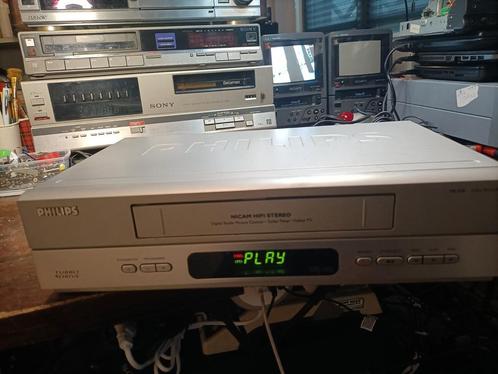 Philips VR550 VHS Videorecorder, Audio, Tv en Foto, Videospelers, Zo goed als nieuw, VHS-speler of -recorder, Ophalen of Verzenden